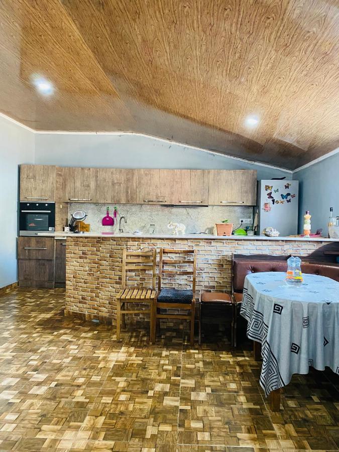 Udabno Mamuka'S Guesthouse מראה חיצוני תמונה